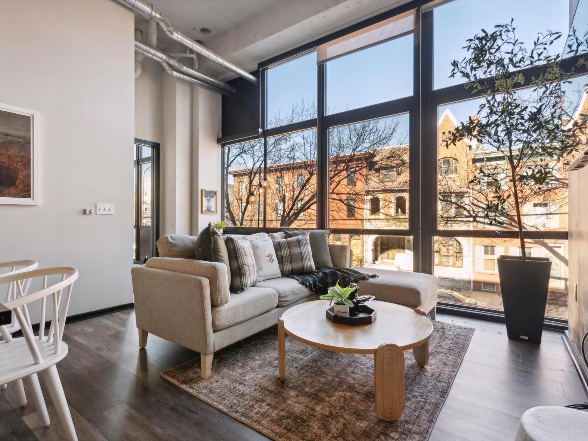 Large 3Br Apts & Studios, Gym, Game Room, Free Street Parking Filadélfia Exterior foto