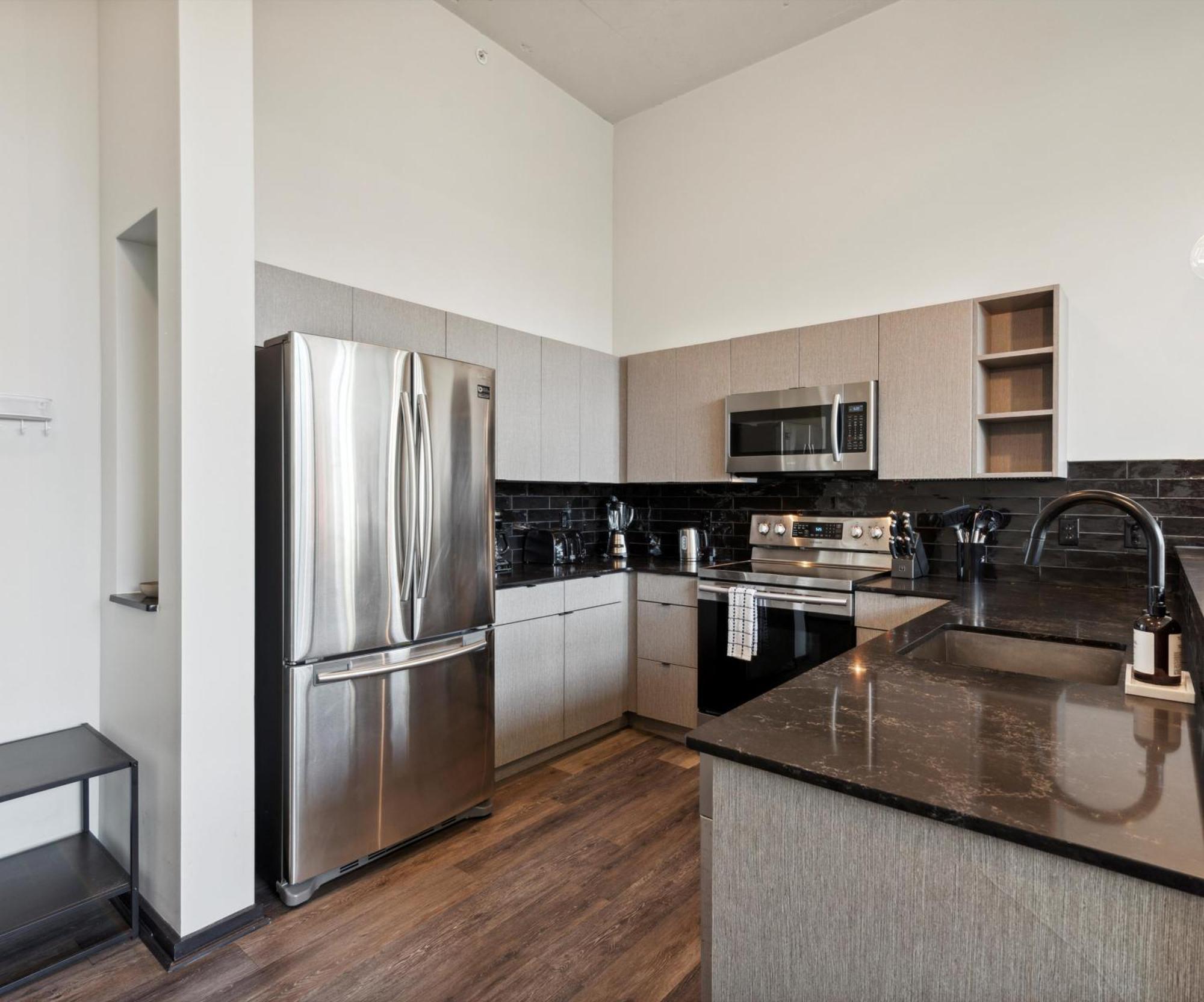 Large 3Br Apts & Studios, Gym, Game Room, Free Street Parking Filadélfia Quarto foto