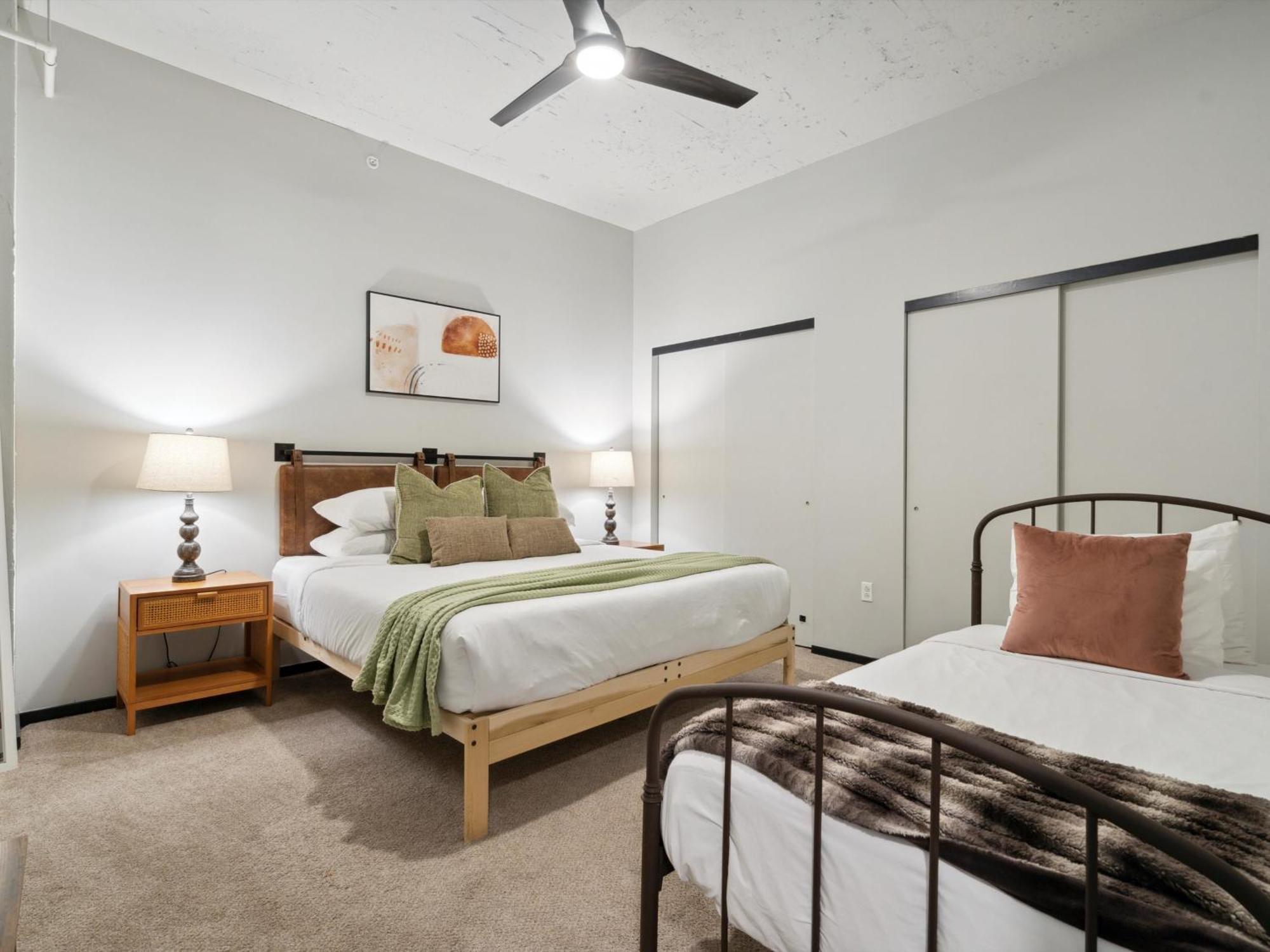 Large 3Br Apts & Studios, Gym, Game Room, Free Street Parking Filadélfia Quarto foto